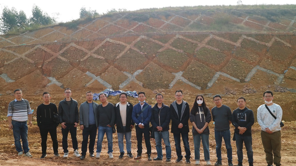 �ֳ���Ħ �����Ŷ��ۺ����� ����j9.com�����֯�ι۳ɶ�˫���챣�����Ŀ